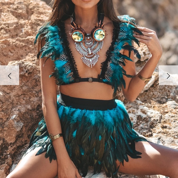 Born in Stockholm feather festival shirt in black shown in last photo - Picture 1 of 6